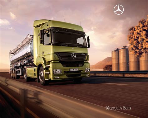 [92+] Mercedes Truck Wallpapers on WallpaperSafari.